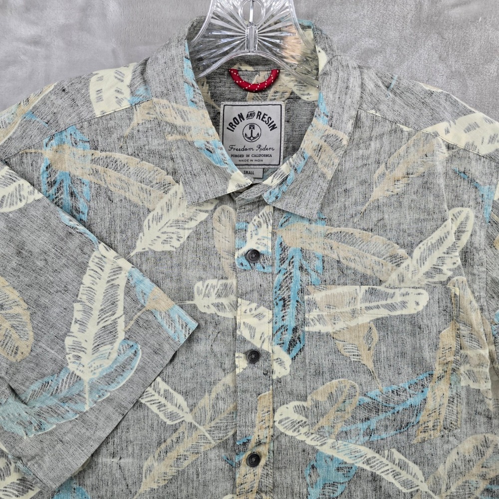 Iron and Resin Button Down Shirt Mens Small Gray Leaf Print Short Sleeve Cotton